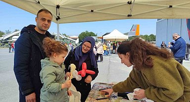 Hava Kuvvetleri Müzesi'nde 23 Nisan coşkuyla kutlandı