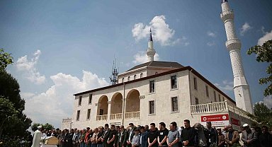 Hayatını kaybeden akademisyen son yolculuğuna uğurlandı