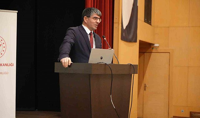 Hekimlere 'beyin ölümü tanısı ve donör bakımının önemi' anlatıldı