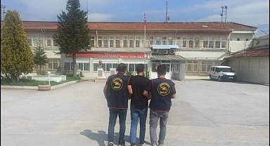 Hırsızlık suçundan 18 yıl hapis cezası ile aranan şahıs yakalandı