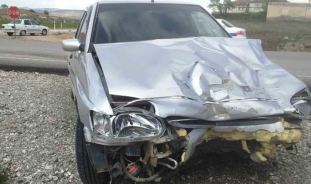 Hisarcık'ta trafik kazası: 3 yaralı