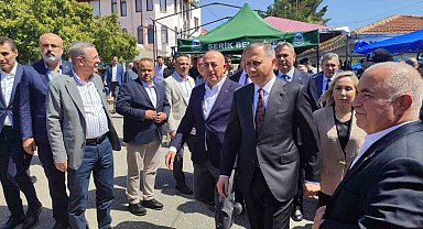 İçişleri Bakanı Ali Yerlikaya'dan Mevlüt Çavuşoğlu'na taziye ziyareti