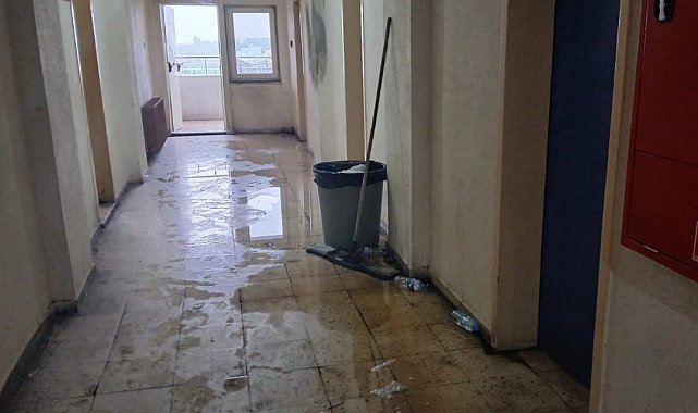 Iğdır'da erkek öğrencilerin yurdunu su bastı