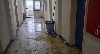 Iğdır'da erkek öğrencilerin yurdunu su bastı