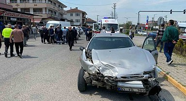 iki aracın çarpıştığı kazada 7 kişi yaralı