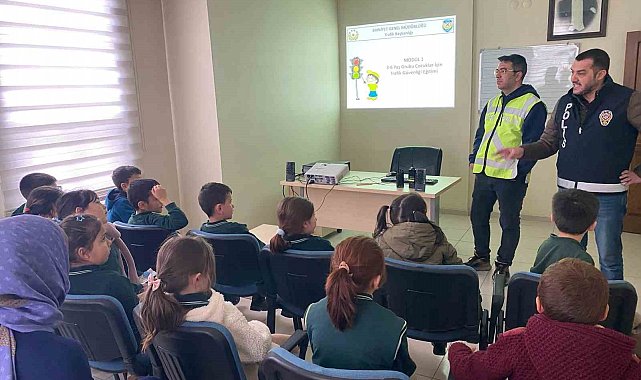 İlkokul öğrencilerden Emniyet Müdürlüğüne ziyaret