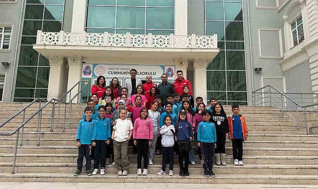 İlkokul öğrencilerinden Filistin için yardım kampanyası