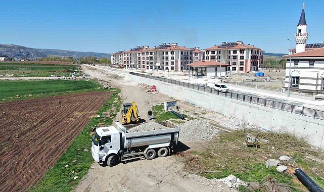 İnönü ilçesinde yol çalışmaları başladı