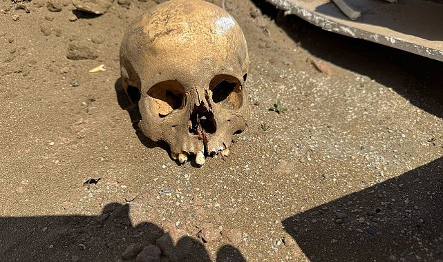 İnşaat işçilerinin bulduğu kafatası ekipleri harekete geçirdi