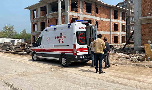 İnşaatta 3 metre yükseklikten düşen işçi yaralandı