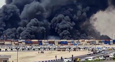 İran'daki liman patlamasında 4 kişi hayatını kaybetti