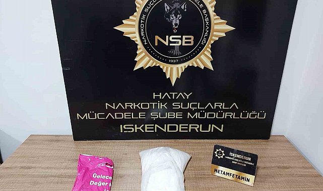 İskenderun'da 2 kilogram metamfetamin maddesi ele geçirildi