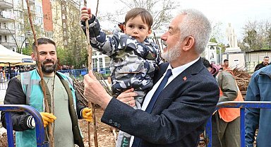 Isparta Belediyesi 55 bin meyve fidanı dağıttı