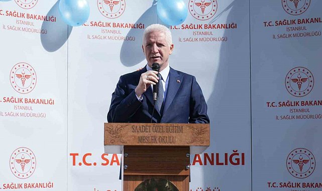 İstanbul Valisi Gül, Masa Tenisi Otizm Farkındalık Turnuvası'nın açılışını yaptı