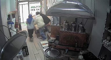 İstanbul'da 6.2'lik deprem anı kamerada