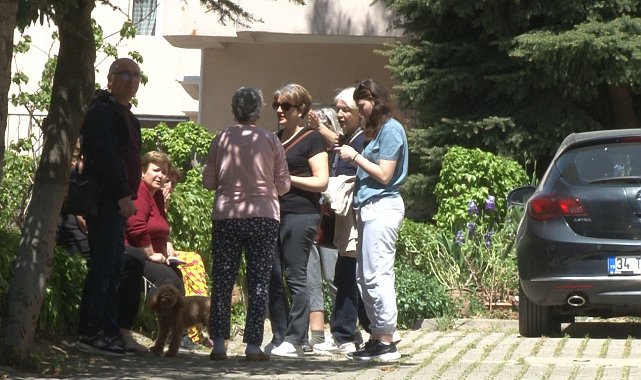 İstanbul'daki deprem Edirne'de hissedildi: Vatandaşlar sokağa döküldü