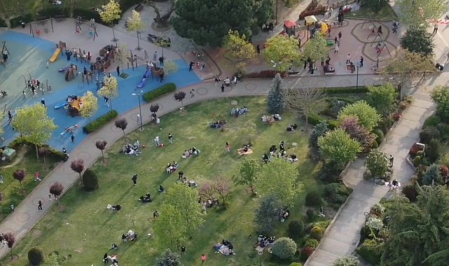 İstanbullular deprem sonrası parklara akın etti