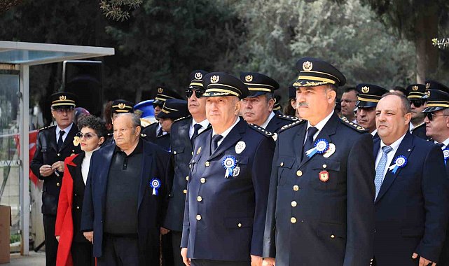 İzmir Emniyeti'nden şehitlik ziyareti