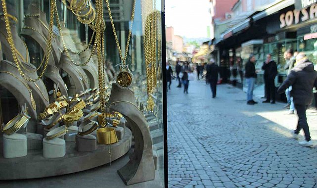 İzmirli kuyumculardan sahte ve düşük ayarlı altın protestosu