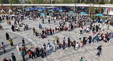 İzmit'te 23 Nisan coşkusu