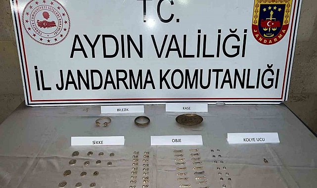 Jandarmadan besihane ve seraya baskın: 3,5 milyon TL değerinde tarihi eser ele geçirildi