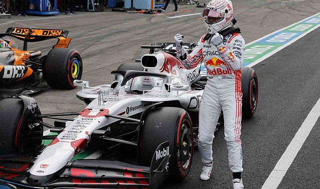Japonya'da pole pozisyonu Max Verstappen'in