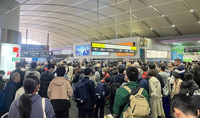 Japonya'da tren istasyonunda şüpheli paket paniği