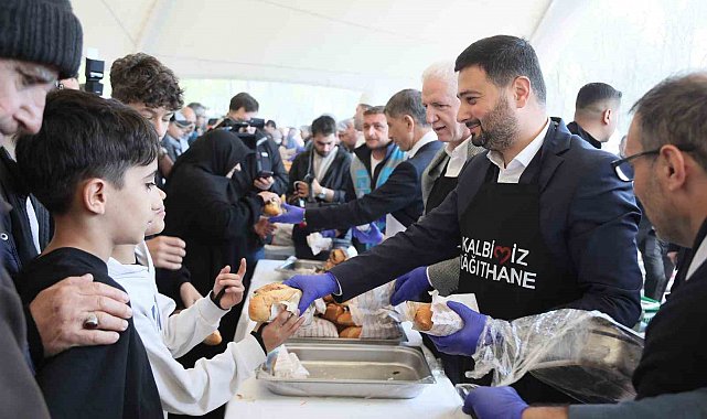 Kağıthane'de balık ekmek ziyafeti
