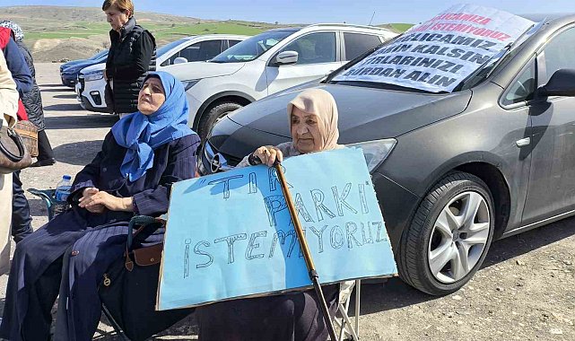 Kamu Birliği Konfederasyonu, şehitleri dualarla andı