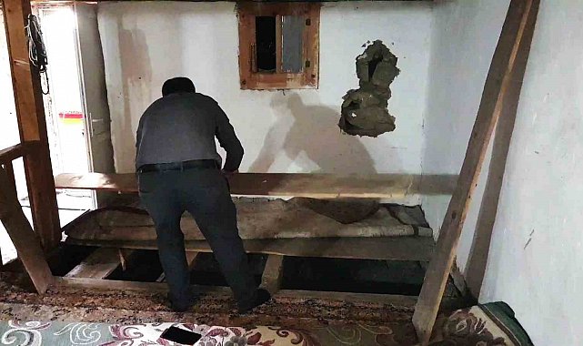 Karabük'te köy camisinde tahribat