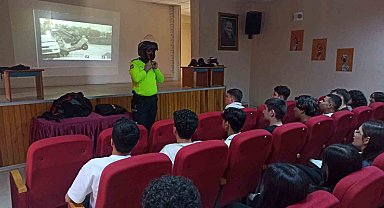 Karacasu'da öğrencilere 'Güvenli Motosiklet Kullanıcılığı' eğitimi verildi