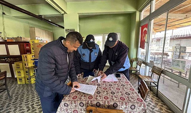 Karacasu'da zabıtalar denetledi