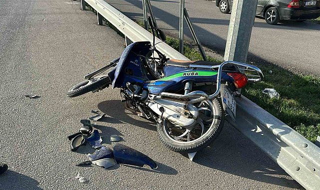 Karaman'da motosiklet otomobille çarpıştı: 2 yaralı