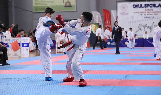 Karate heyecanı Denizli'de yaşandı