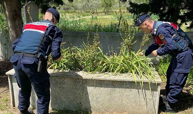 Karpuzlu jandarması şehit Özçelik'i unutmadı
