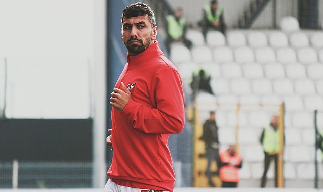 Karşıyaka'da Hakan Barış, çalışmalara başladı