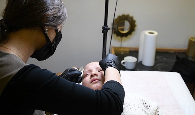 Kaşlarına kavuşan minik Aysima, şimdi daha mutlu