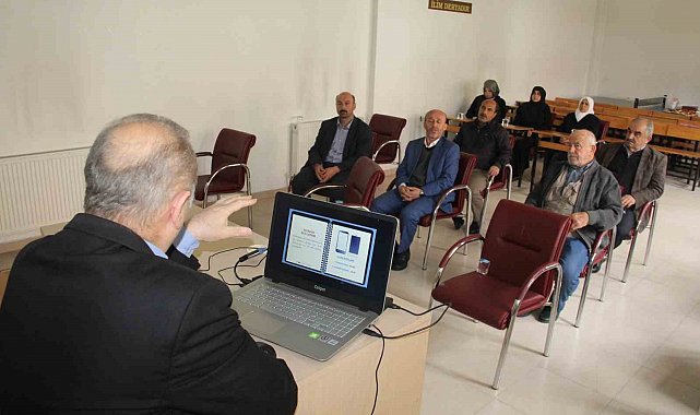 Kastamonu'da hacı adaylarına seminer verildi