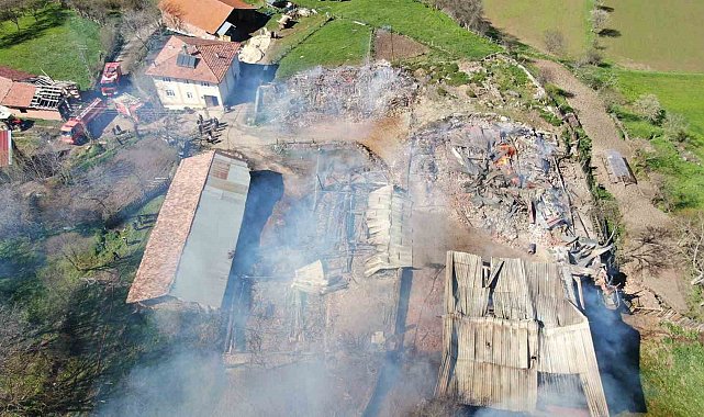 Kastamonu'da patlayan elektrik panosundan çıkan yangın 6 saatte söndürüldü