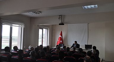 Kaymakam Demirtaş, muhtarlarla buluştu