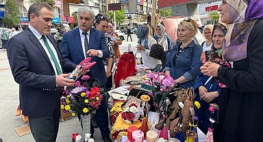 Kaymakam Memiş, yılsonu sergisini ziyaret etti