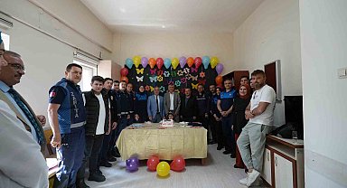 Kayseri zabıtasından minik Asya'ya doğum günü sürprizi