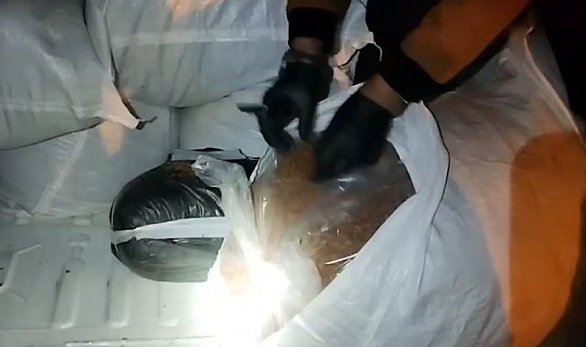 Kayseri'de 1 ton 360 kilo kaçak tütün ele geçirildi