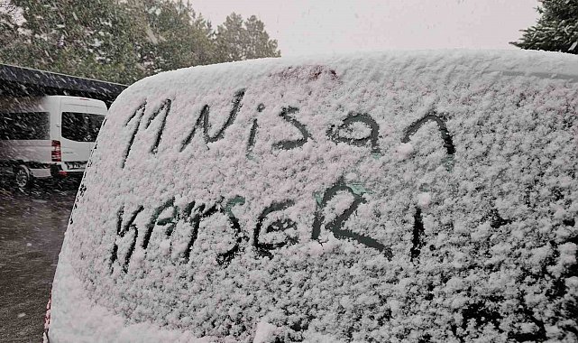 Kayseri'de kar ve şiddetli rüzgar