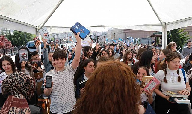 Keçiören'de yazarlar geçidi yaşandı