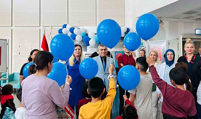 Kepez Devlet Hastanesi'nde 'otizm' farkındalığı