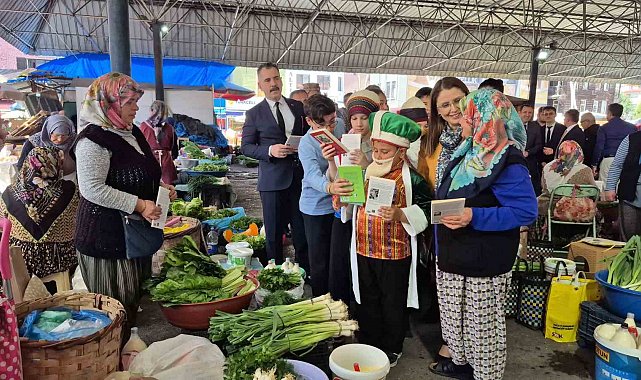 Kitap okuma etkinliğinde valiye 'Victor Osimhen' sorusu