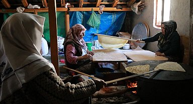 Kıtlıkla gelen Anadolu lezzeti: Armut ekmeği