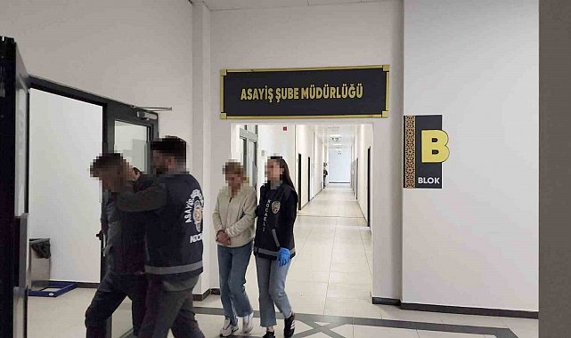 Kocaeli'de bir evden altın çalan 2 şüpheli yakalandı