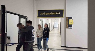 Kocaeli'de bir evden altın çalan 2 şüpheli yakalandı